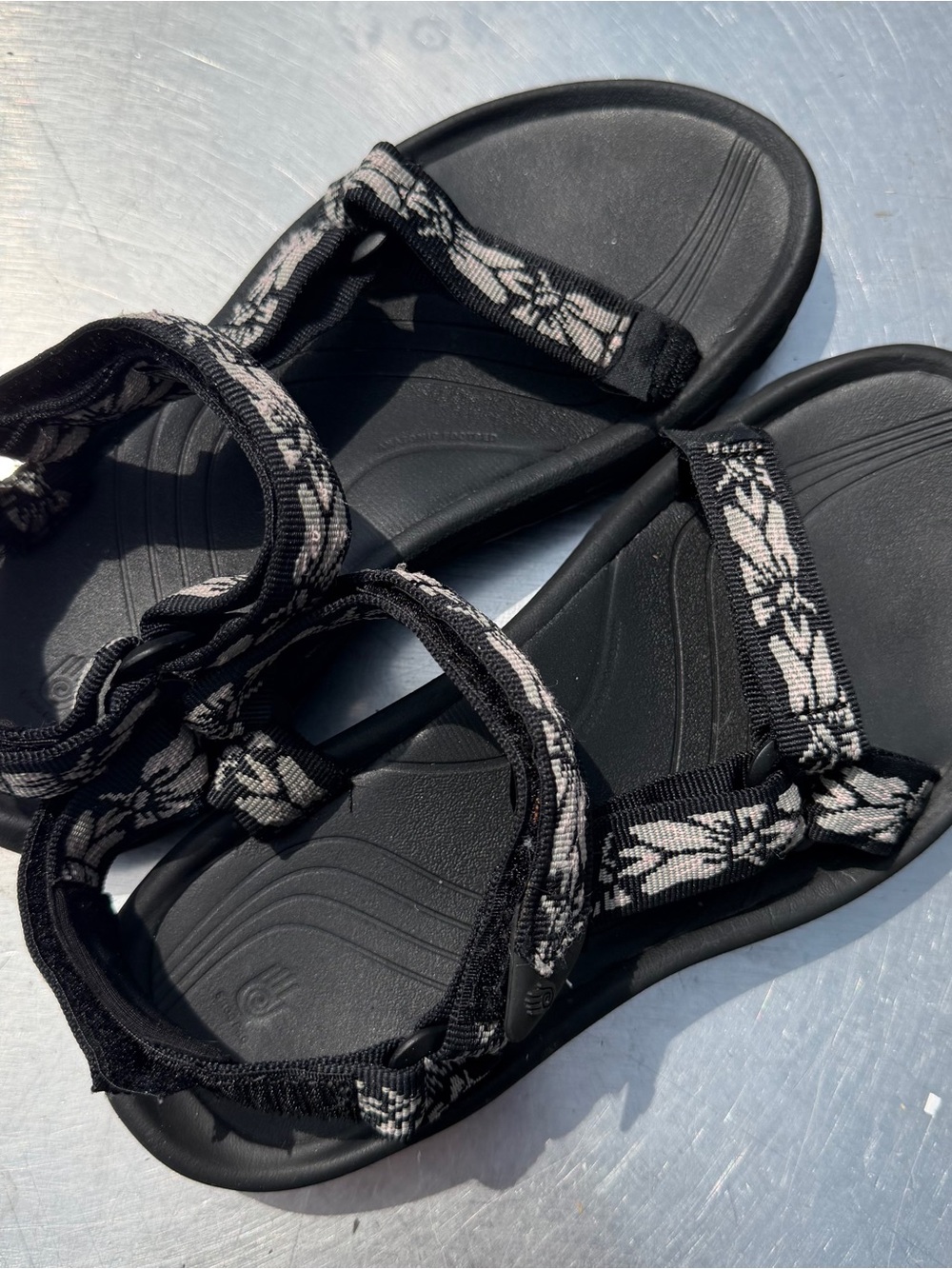 Teva Women’s Size 8 Black Gray Patterned Sport Hiking Sandals Adjustable